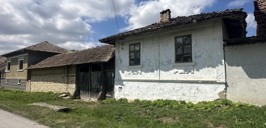 Cartwheel House – Lom Cherkovna