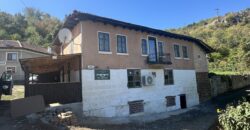 *SALE AGREED* The Medieval House, Shop & Bar