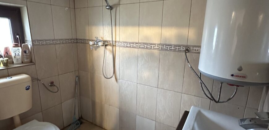 *SOLD* Carpenters House – Zvezda