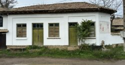 *SOLD* Carpenters House – Zvezda