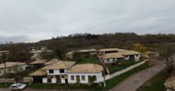 *SOLD* Carpenters House – Zvezda