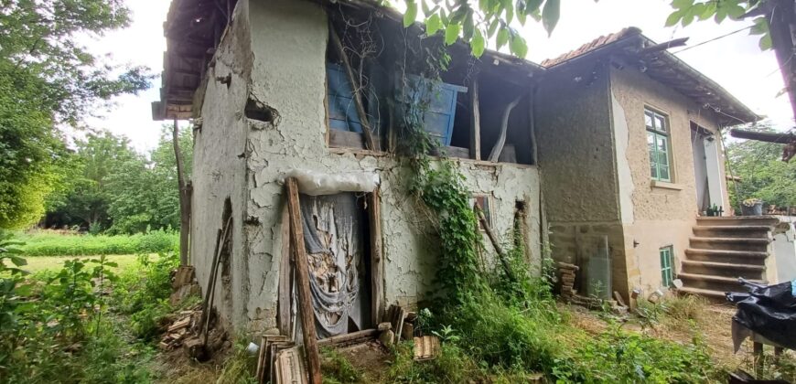 *SALE AGREED* The Old Winery House – Kardam