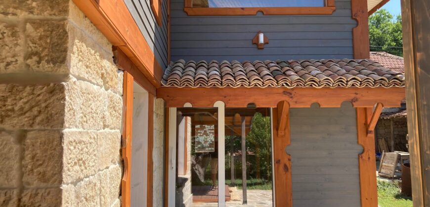 Fortress View Retreat – Cherven