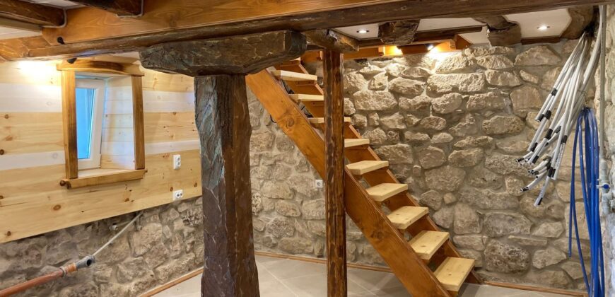 Fortress View Retreat – Cherven