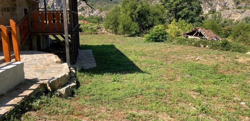 Fortress View Retreat – Cherven