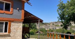 Fortress View Retreat – Cherven