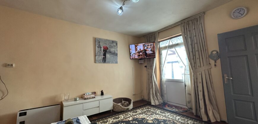 The Red Gable House – Pliska