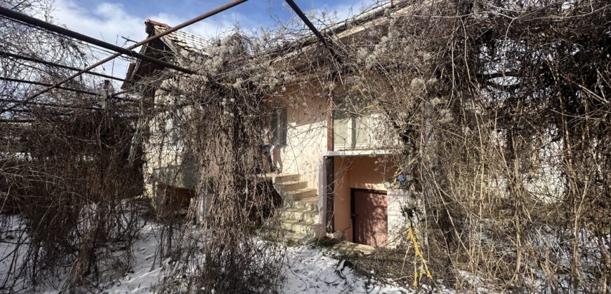 The Courtyard House – Voditsa