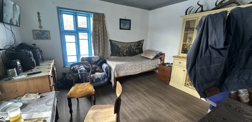 Hayloft Haven – Voditsa