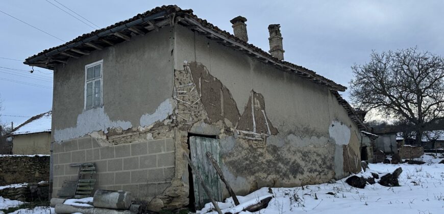 The Quiet Ridge House – Zvezda