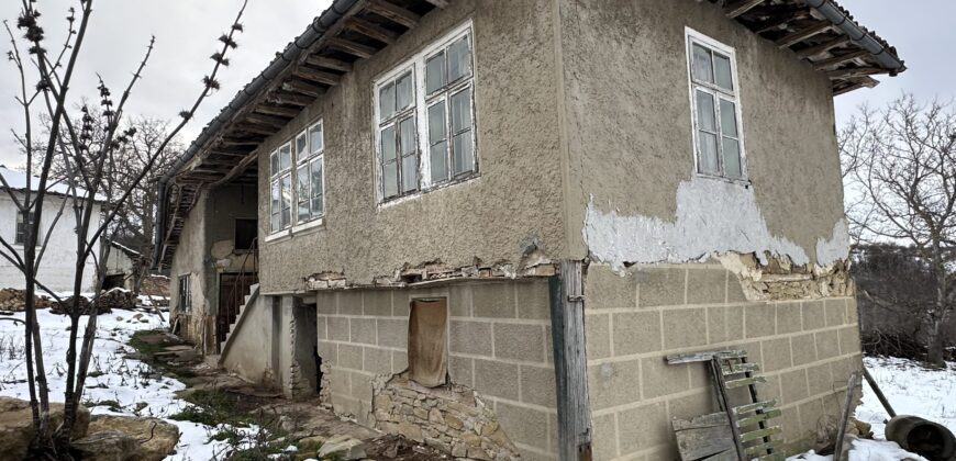 The Quiet Ridge House – Zvezda