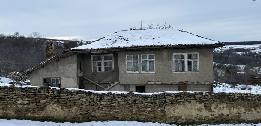 The Quiet Ridge House – Zvezda