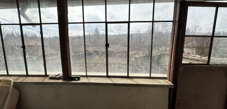 Baba Nadelka’s House – Palamartsa